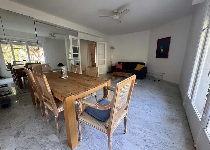 A071 - Spacieux Sur La Croisette 戛纳